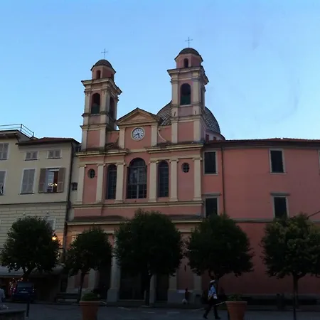 Casa Baffin Varese Ligure
