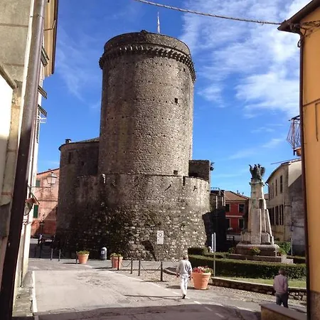 Casa Baffin Varese Ligure